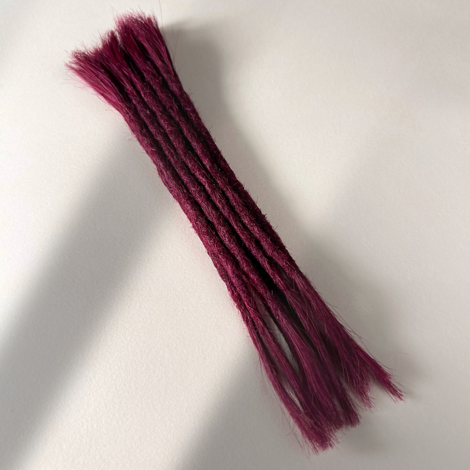 Straight Locs | Gothic Rouge RB01 | Open Ends