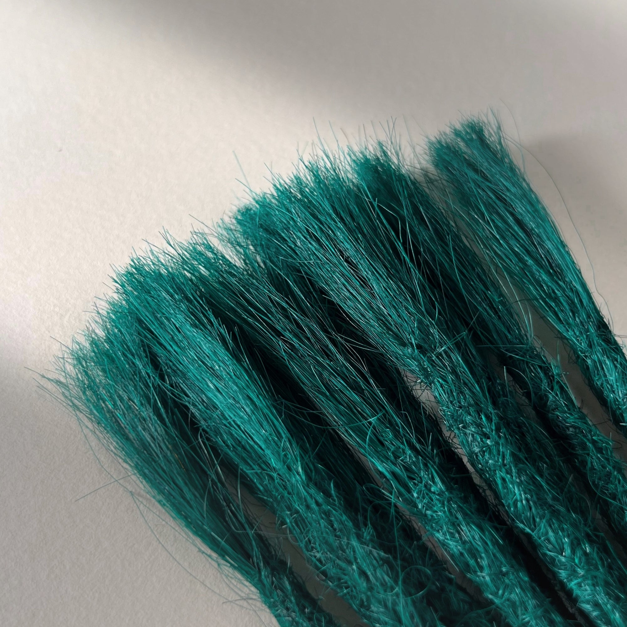 Straight Locs | Green Tomato G01 | Open Ends