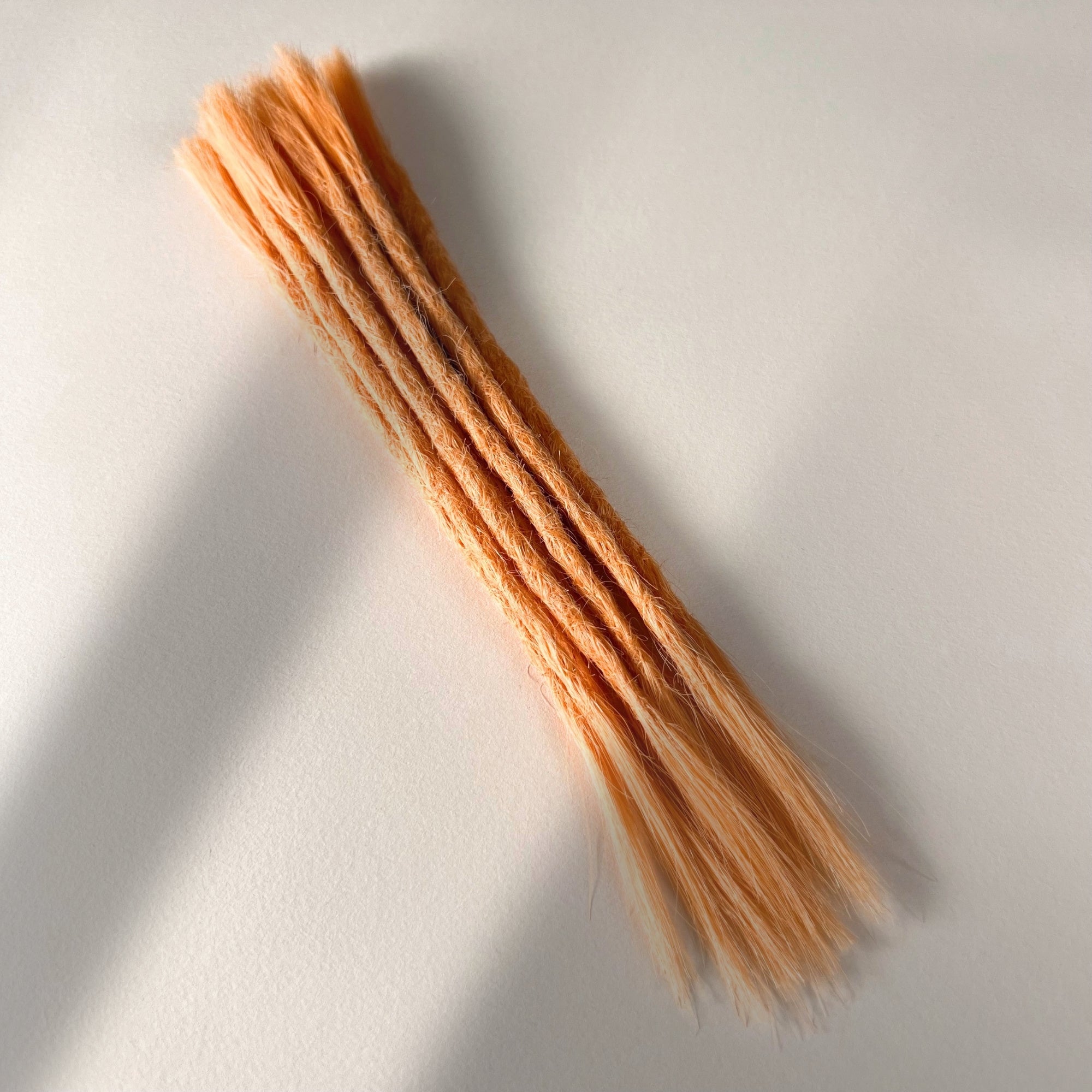 Straight Locs | Peach Fuzz O03 | Open Ends
