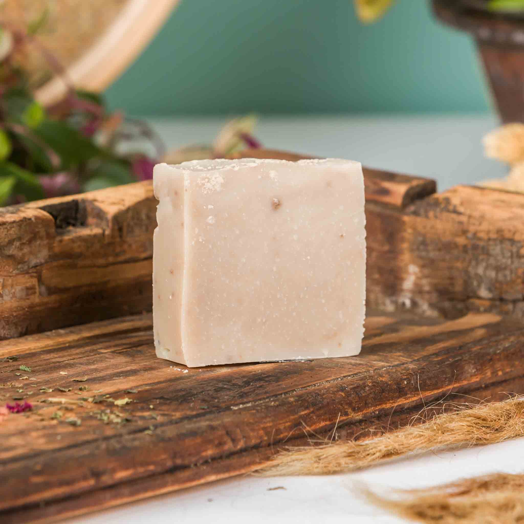 Raw Roots | Muddy Luxury | Cleansing Shampoo Bar