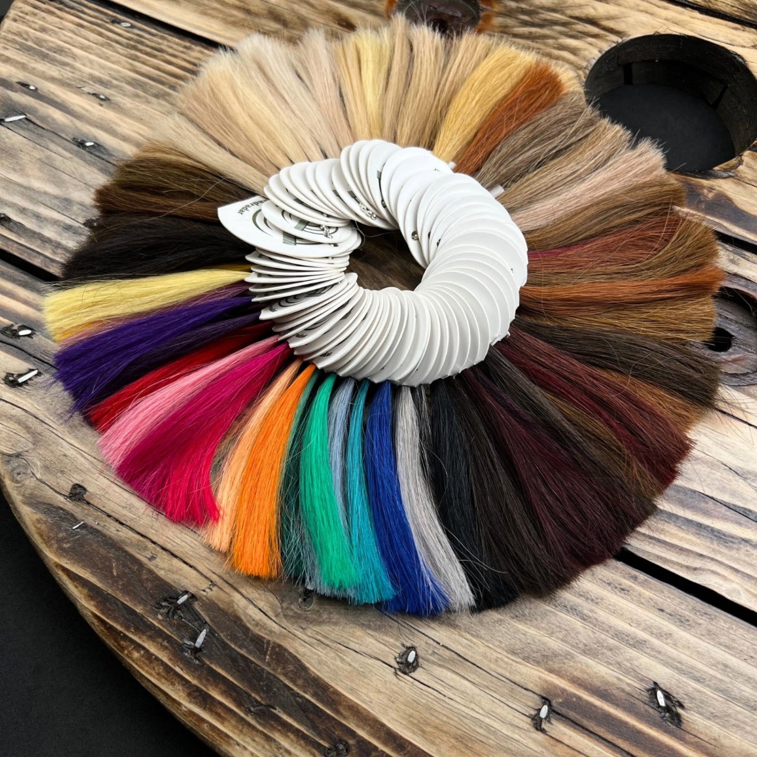 Dreadradar Color Ring with shades for Straight Loc Extensions and Straight Bulk Hair
