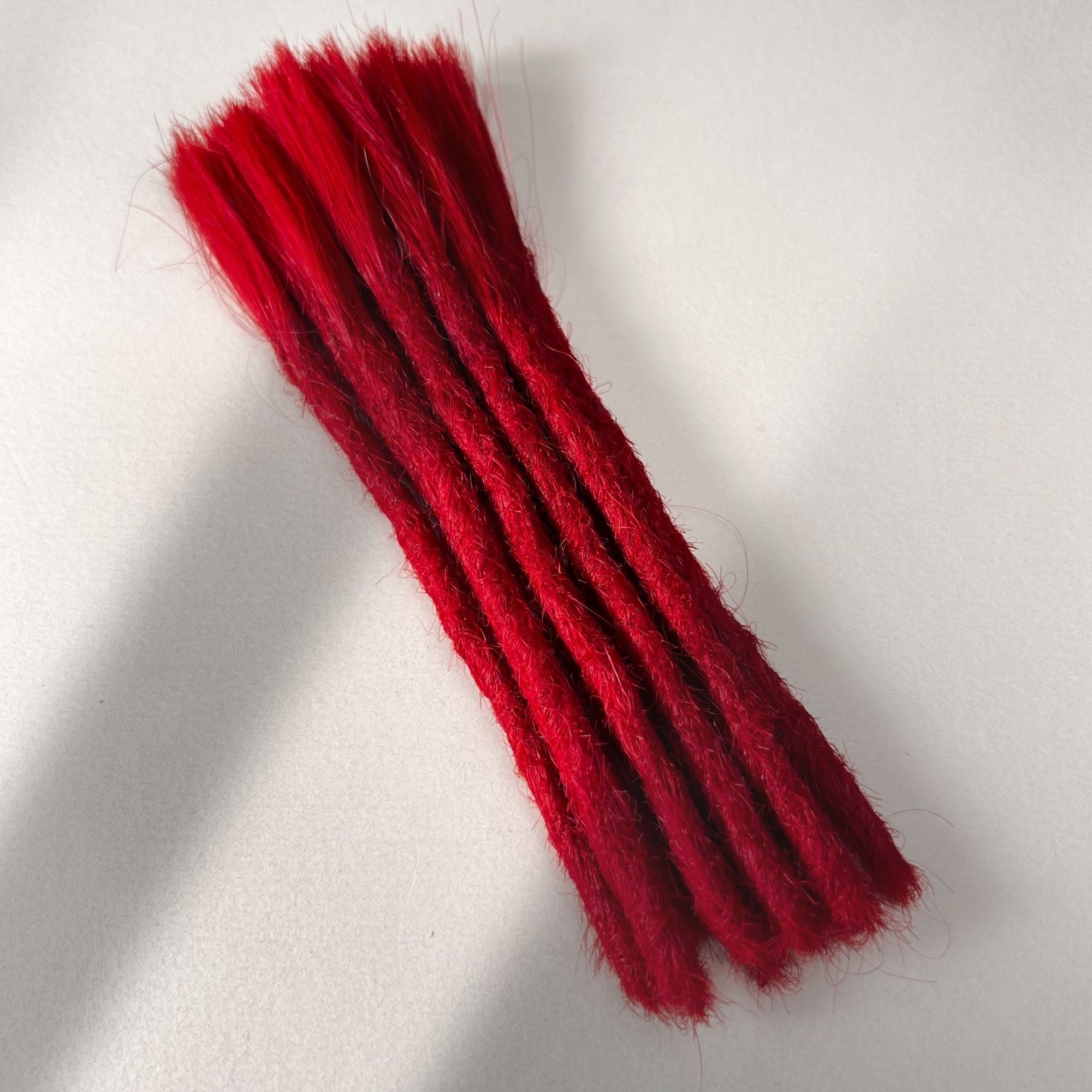 straight-locs_a-clot-of-fire_blunt-ends_tip-detail.jpg